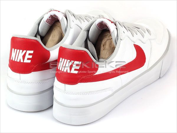   Ace 83 White/Sport Red Neutral Grey Classic 2011 Low 398541 112  