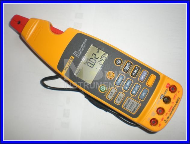 FLUKE 733 Digital Clamp Meter Multimeter DMM F733 mA  