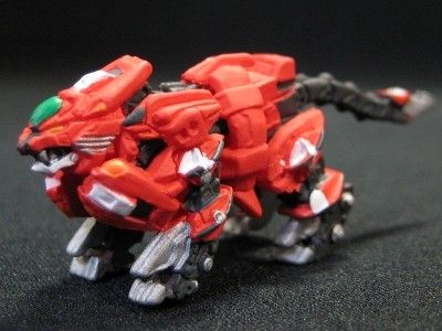 TOMY ZOIDS MINI BATTLE FIGURE P7 TRINITY LIGER  