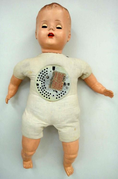 vintage SCHILLING KEY WIND UP TALKING DOLL 1043 ★  