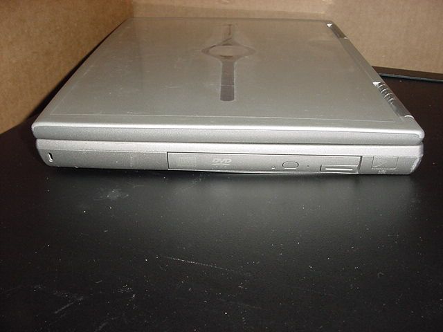 Dell Inspiron 8500 Laptop w/ P4 2.2GHz 512MB 15.4 DVD Combo  