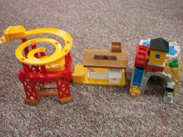   Buildings Sets Fisher Price Toys Windmills Geo Tracks Traxs VTG  