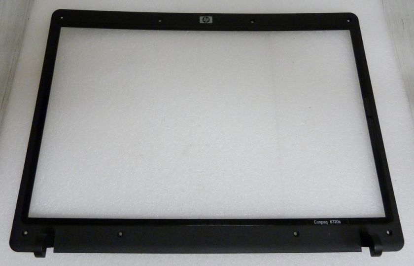 HP Compaq 6720s LCD Display Front Bezel 456807 001  