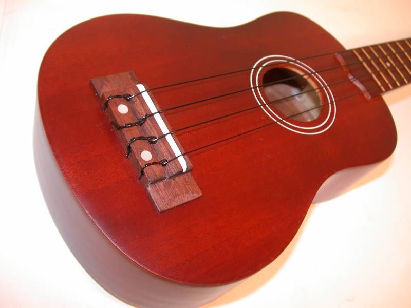 LANIKAI Kohala Soprano Ukulele Melbay Fun /w Ukulele BK  