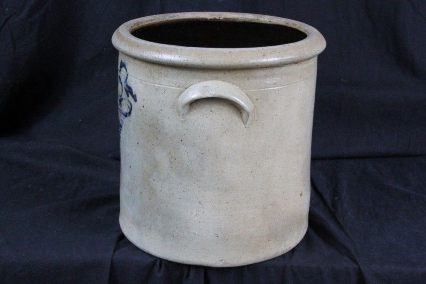 L40 SALT GLAZE 1890s BRUSHED COBALT STRAIGHT HANDLED 3 GAL CROCK W 