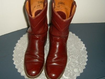 CHISHOLM 11 BURGUNDY ROPER BOOTS SIZE 9 1/2D  