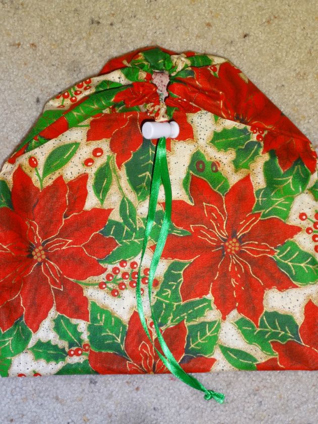   CHRISTMAS POINTSETTIA FABRIC SHOE BAG OR FABRIC GIFT BAG SECRET SANTA