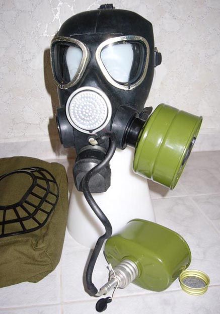 FULL SET SOVIET MILITARY GAS MASK PBF.Never used black  