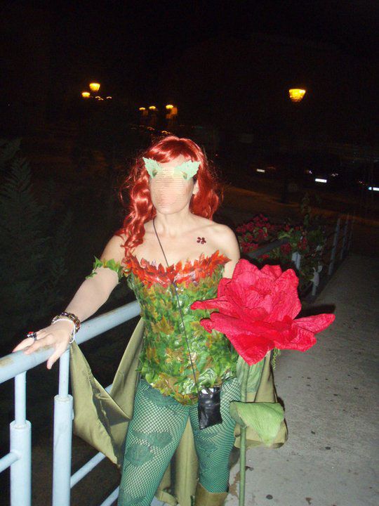 SEXY POISON IVY COSTUME  