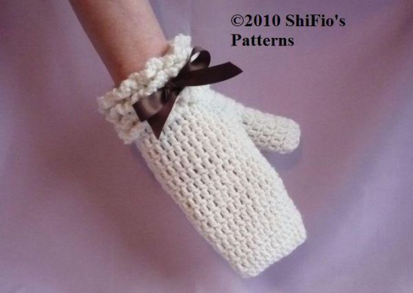 LADIES TRAPPER HAT MITTENS AVIATOR CROCHET PATTERN #160  