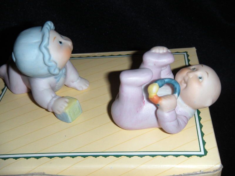 Vtg 1984 Cabbage Patch Kids Porcelain Baby Figurines 2  