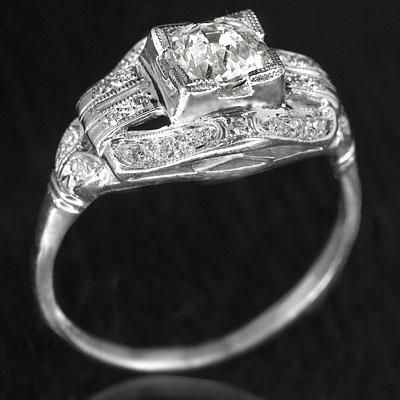 1920s DIAMOND VINTAGE ENGAGEMENT PLATINUM ESTATE RING  