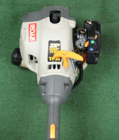 RYOBI TP30 EXTENDED REACH POLE SAW PRUNER  