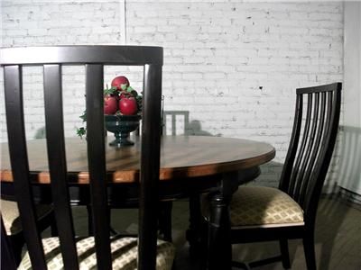 Thomasville Furniture Urban Retreat Oak & Black Dining  