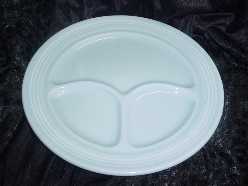   Buffalo China Lune K10 Divided Restuarant Plate Blue Retro Grill