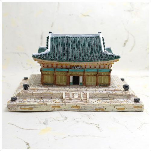 Old palace Deoksugung Jungwhajeon in Seoul fine carving miniature 