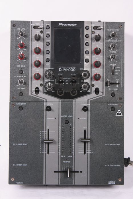 Pioneer DJM 909 Professional DJ Mixer  