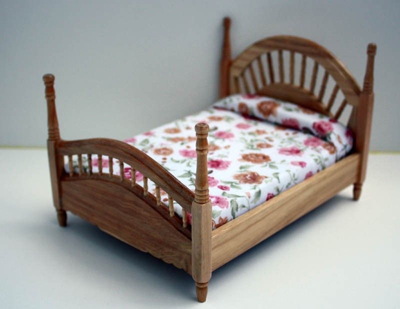 New Dollhouse Bed Dolls House Wood Furniture Miniatures  